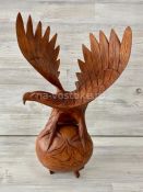 Сувенир Орел на шаре 40 см дерево суар